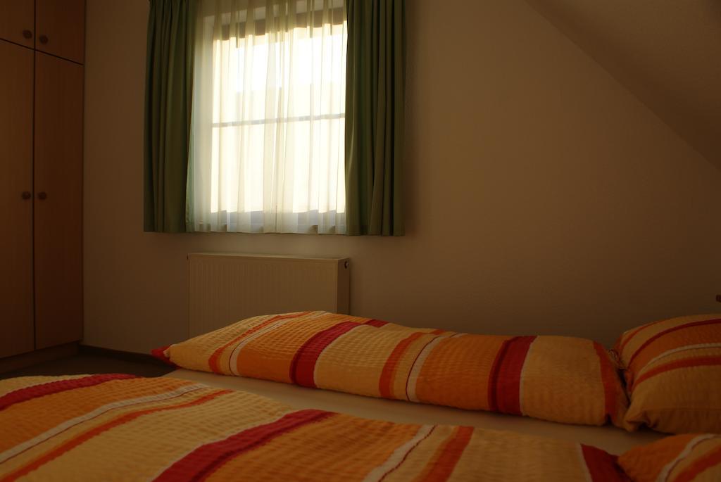 Ferienwohnung เดรสเดน ภายนอก รูปภาพ